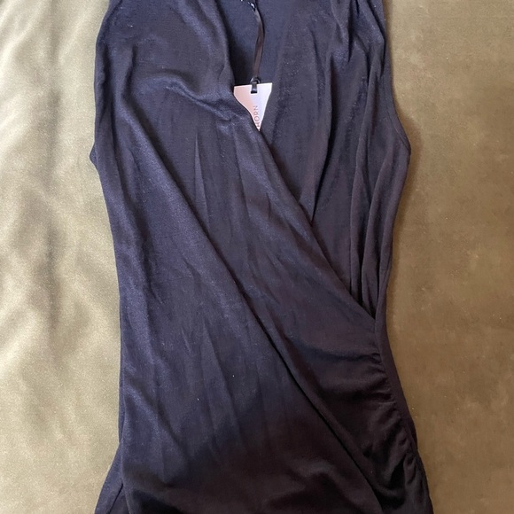 NEW 41 Hawthorn Black Sleeveless Wrap Style Blouse - Picture 2 of 10